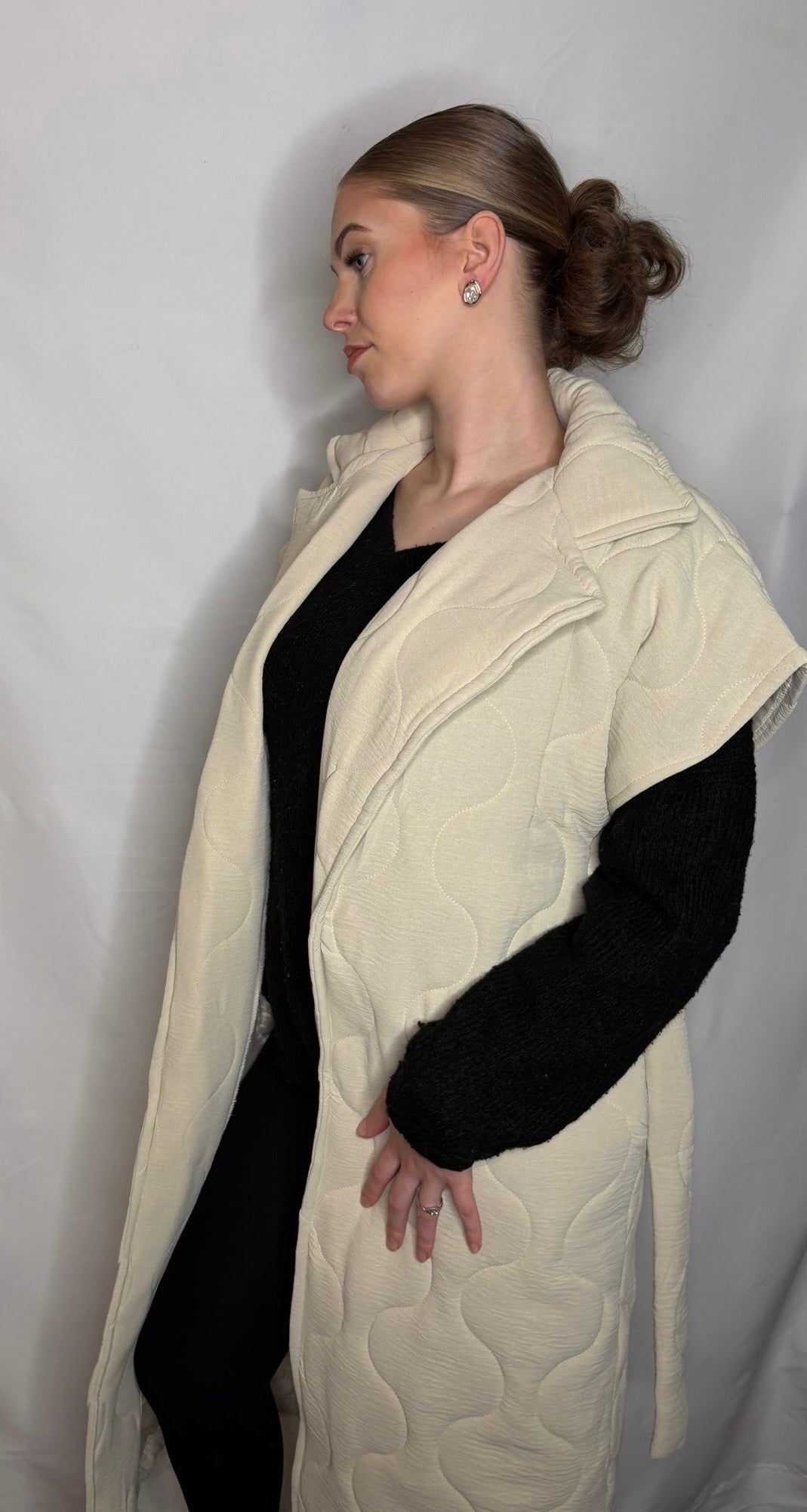 Manteau sans Manche Beige